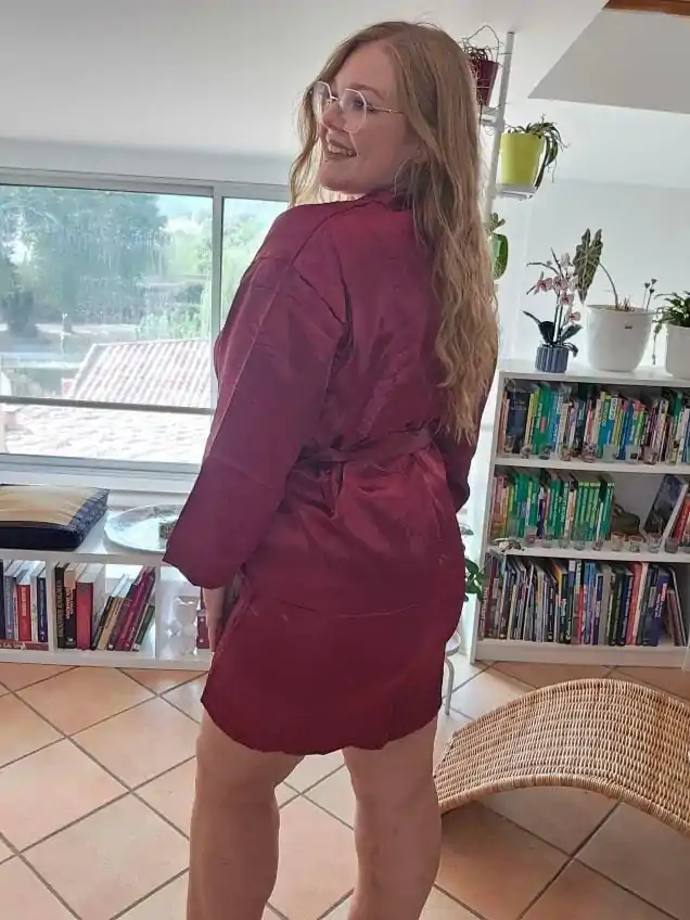 Chemise De Nuit / Robe De Chambre En Satin