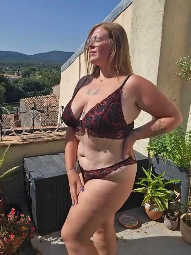 Ensemble Soutien-Gorge Culotte Grande Taille : Féminité Et Élégance