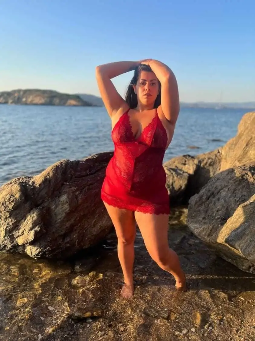 Lingerie Chic Rouge En Dentelle