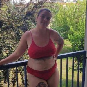 Ensemble Deux Pièces Rouge Gorge À Coeur